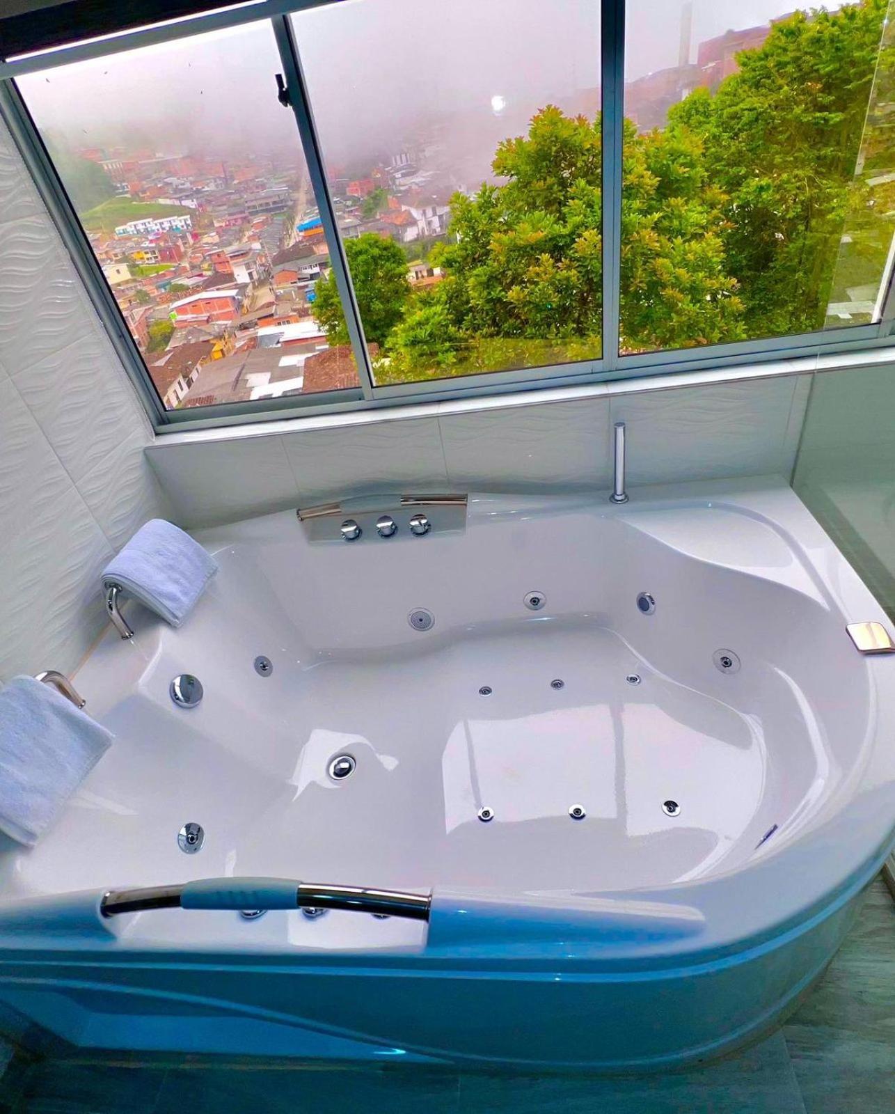 Hotel Casa Blanca Aguadas Dış mekan fotoğraf